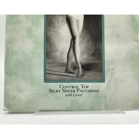 Worthington Sheer Caress Silky Sheer Control Top Sandalfoot Pantyhose Bone Long - Picture 4 of 5